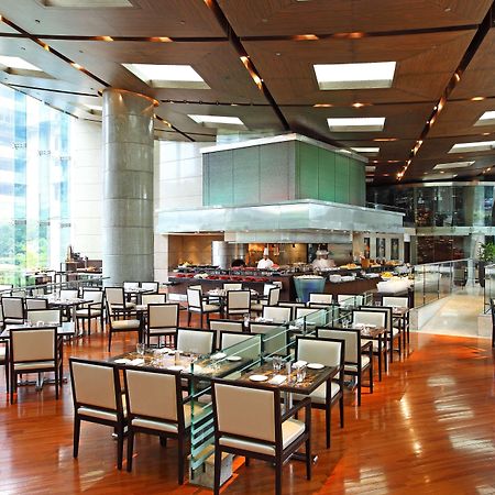 Hyatt Regency Mumbai International Airport Hotell Exteriör bild The restaurant